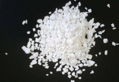 Anhydrous Calcium Chloride Density 2.15 G/cm3 Hygroscopicity Hygroscopic For Swimming Pool Maintenance